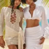 Carmelita – Kleid aus natürlichem Strick mit Schnürung Carmelita – Kleid aus natürlichem Strick mit Schnürung