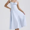 Carmen – Hellblaues Baumwoll-Bustier-Sommerkleid Carmen – Hellblaues Baumwoll-Bustier-Sommerkleid