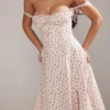 Carmen – Weißes Baumwoll-Bustier-Sommerkleid mit Rosenknospen-Print Carmen – Weißes Baumwoll-Bustier-Sommerkleid mit Rosenknospen-Print