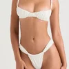 Cassis Ivory Bikinioberteil mit Rüschen Cassis Ivory Bikinioberteil mit Rüschen