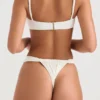 Cassis Ivory Bikinioberteil mit Rüschen Cassis Ivory Bikinioberteil mit Rüschen