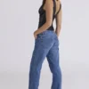 Catalina Schwarzes Oberteil aus veganem Leder mit V-Ausschnitt Catalina Schwarzes Oberteil aus veganem Leder mit V-Ausschnitt