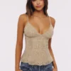 Catarina Vintage Elfenbein Handbesticktes Camisole-Oberteil – Limitierte Edition Catarina Vintage Elfenbein Handbesticktes Camisole-Oberteil – Limitierte Edition