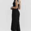 Cesca Schwarzes Maxikleid mit Blumenmuster Cesca Schwarzes Maxikleid mit Blumenmuster