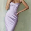 Charmaine Lavendel-Korsetts-Maxikleid Charmaine Lavendel-Korsetts-Maxikleid