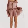 Chaya Haselnussfarbenes schulterfreies Kleid Chaya Haselnussfarbenes schulterfreies Kleid