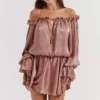 Chaya Haselnussfarbenes schulterfreies Kleid Chaya Haselnussfarbenes schulterfreies Kleid