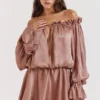 Chaya Haselnussfarbenes schulterfreies Kleid Chaya Haselnussfarbenes schulterfreies Kleid