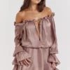 Chaya Haselnussfarbenes schulterfreies Kleid Chaya Haselnussfarbenes schulterfreies Kleid