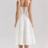 Chiarina – Weißes Baumwoll-Midi-Kleid mit Knopfleiste