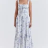 Chicca Oberteil mit blauem Blumenprint Chicca Oberteil mit blauem Blumenprint