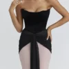 Clara Maxikleid aus schwarzem und rosafarbenem Chiffon – Limited Edition Clara Maxikleid aus schwarzem und rosafarbenem Chiffon – Limited Edition