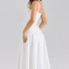 Clarabelle Midi-Sommerkleid aus Baumwolle mit Rosenprint und abnehmbarem Korsett Clarabelle Midi-Sommerkleid aus Baumwolle mit Rosenprint und abnehmbarem Korsett