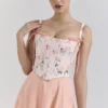 Clarabelle Pfirsichfarbenes Baumwoll-Midi-Sommerkleid mit abnehmbarem Korsett Clarabelle Pfirsichfarbenes Baumwoll-Midi-Sommerkleid mit abnehmbarem Korsett