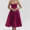 Coco Midi-Kleid aus burgunderrotem Satin-Tüll Coco Midi-Kleid aus burgunderrotem Satin-Tüll