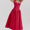 Coquette Scarlet Neckholder-Midi-Kleider Coquette Scarlet Neckholder-Midi-Kleider