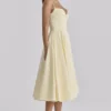 Dahlia Lemon Baumwoll-Midi-Sommerkleid im Prinzess-Schnitt Dahlia Lemon Baumwoll-Midi-Sommerkleid im Prinzess-Schnitt