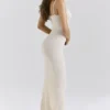 Dara Ecru Rose besticktes Maxikleid Dara Ecru Rose besticktes Maxikleid