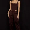 Daria Cargo-Hose aus schokoladenbraunem Satin Daria Cargo-Hose aus schokoladenbraunem Satin