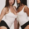 Das Peekaboo Ivory Neckholder-Korsetts-Oberteil Das Peekaboo Ivory Neckholder-Korsetts-Oberteil