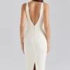 Das klassische Midi-Bandage-Kleid in Elfenbein