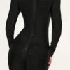 Das Naomi Black Langarm-Bandage-Midi-Kleid Das Naomi Black Langarm-Bandage-Midi-Kleid