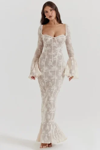 Delilah Vintage-Maxikleid aus cremefarbener Spitze