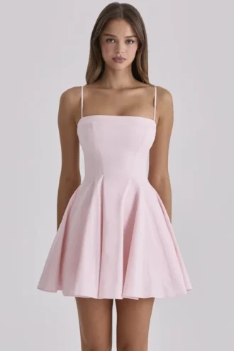 Dolly Pink Baumwoll-Sommerkleid mit ausgestelltem Rock Dolly Pink Baumwoll-Sommerkleid mit ausgestelltem Rock