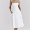 Dolly Weißes A-Linien-Midi-Sommerkleid aus Stretch-Baumwolle Dolly Weißes A-Linien-Midi-Sommerkleid aus Stretch-Baumwolle
