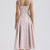 Dorothy – Midi-Sommerkleid aus Baumwolle mit weißem Rosenknospen-Print Dorothy – Midi-Sommerkleid aus Baumwolle mit weißem Rosenknospen-Print