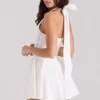 Eleanor Weißer Playsuit aus Baumwolle mit Neckholder Eleanor Weißer Playsuit aus Baumwolle mit Neckholder
