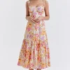Elia Elfenbeinfarbenes Midi-Sommerkleid mit Blumenmuster Elia Elfenbeinfarbenes Midi-Sommerkleid mit Blumenmuster