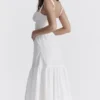 Elia Weißes Midi-Sommerkleid mit Broderie Anglaise Elia Weißes Midi-Sommerkleid mit Broderie Anglaise