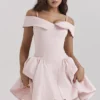 Elida Ballerina Pink Off-Shoulder-Minikleid Elida Ballerina Pink Off-Shoulder-Minikleid