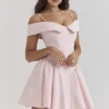 Elida Ballerina Pink Off-Shoulder-Minikleid Elida Ballerina Pink Off-Shoulder-Minikleid