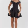 Elida Schwarzes schulterfreies Minikleid