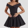 Elida Schwarzes schulterfreies Minikleid