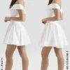 Elida Weißes Twill-Minikleid mit schulterfreiem Ausschnitt Elida Weißes Twill-Minikleid mit schulterfreiem Ausschnitt