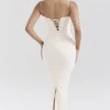 Elinor Cremefarbenes Midi-Kleid mit Rüschen und Spitze Elinor Cremefarbenes Midi-Kleid mit Rüschen und Spitze