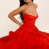 Elizabeth Italian Tomato – trägerloses Midi-Sommerkleid Elizabeth Italian Tomato – trägerloses Midi-Sommerkleid