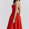 Elizabeth Italian Tomato – trägerloses Midi-Sommerkleid Elizabeth Italian Tomato – trägerloses Midi-Sommerkleid
