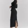 Ella – Langärmliges Midi-Kleid aus schwarzem Stretch-Crêpe Ella – Langärmliges Midi-Kleid aus schwarzem Stretch-Crêpe