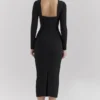 Ella – Langärmliges Midi-Kleid aus schwarzem Stretch-Crêpe Ella – Langärmliges Midi-Kleid aus schwarzem Stretch-Crêpe