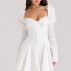 Ellerie Weißes Minikleid aus Baumwolle mit Flötenärmeln Ellerie Weißes Minikleid aus Baumwolle mit Flötenärmeln