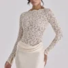 Ellie Vintage Elfenbein-Spitzen-Bodys mit langen Ärmeln Ellie Vintage Elfenbein-Spitzen-Bodys mit langen Ärmeln