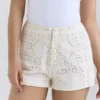Eman Weiße Baumwoll-Shorts mit Broderie Anglaise Eman Weiße Baumwoll-Shorts mit Broderie Anglaise