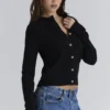 Emblem Schwarze Strickjacke aus Kaschmir und Wolle Emblem Schwarze Strickjacke aus Kaschmir und Wolle