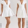 Emiliana Weißes Minikleid aus Stretch-Baumwolle Emiliana Weißes Minikleid aus Stretch-Baumwolle