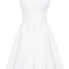 Emmanuela Weißes, trägerloses, plissiertes Minikleid Emmanuela Weißes, trägerloses, plissiertes Minikleid