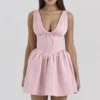 Emmeliette Mini-Kleid aus puderrosa Satin